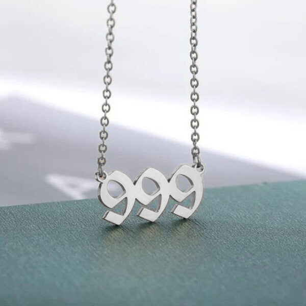 9-silver_18937ce9-56ff-4379-99f2-796e814de380