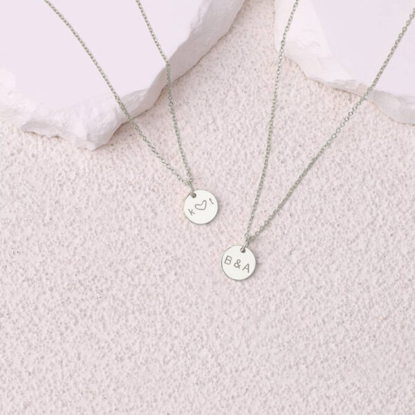 9-silver_cfbaf50f-ac8e-42de-9269-9823a2a1c51d