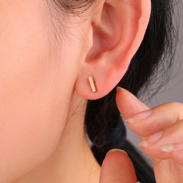 Dainty_Bar_Earrings_9_rgold