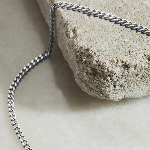 EVVER_Lifestyle_5mm_CubanChainNecklace101_Silver