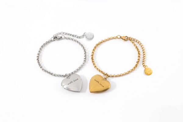 HeartPhotoLocketBracelet-flatlay
