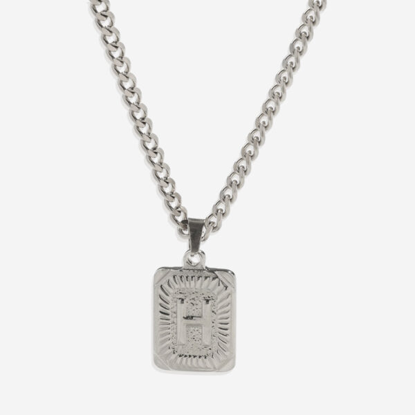 Initial_Card_Pendant_Necklace_4_silver_4b17797e-5cd5-45d9-bc19-ca2a0c4bb88b