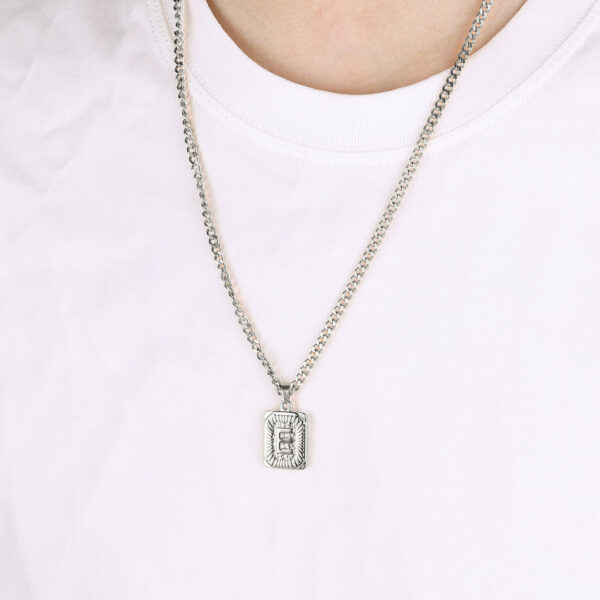 Initial_Card_Pendant_Necklace_6_silver_2a13504f-55ad-4c21-8d38-85d93e91797e