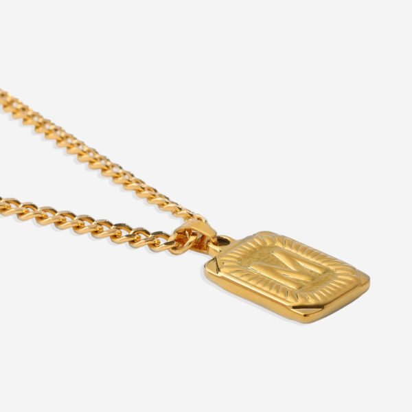 Initial_Card_Pendant_Necklace_M_fc652e25-430b-40d2-9c7e-1e8293a3eccf