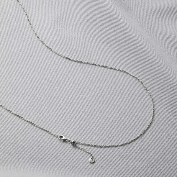 Lifestyle-silver_4ab041bf-2e00-46c3-a4f2-f290f0ed3a9a Lifestyle-silver_4ab041bf-2e00-46c3-a4f2-f290f0ed3a9a