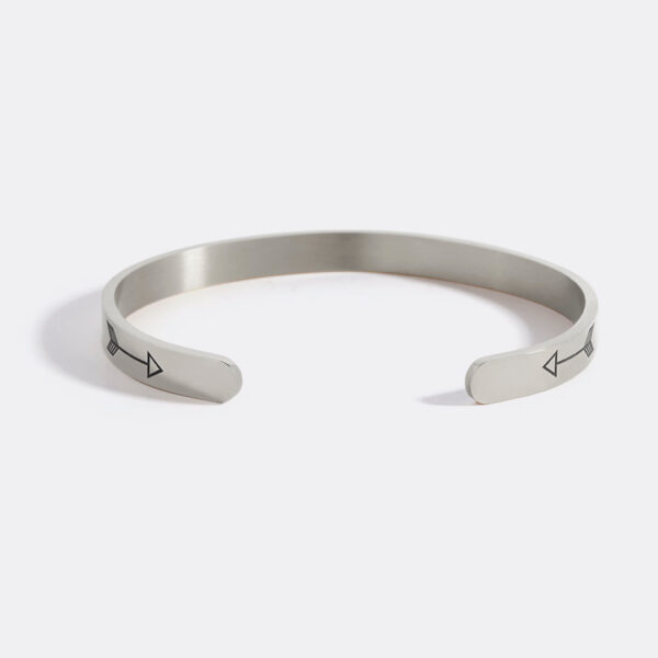 ML-JUNE2024-PreEdit_16-Cuff_Bracelet_silver1_b12ba912-fc48-41d7-bcdd-e3e9e978032e