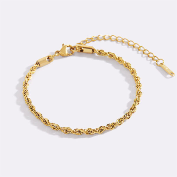 ML-Jan2025-EssentialRopeChainBracelet-01