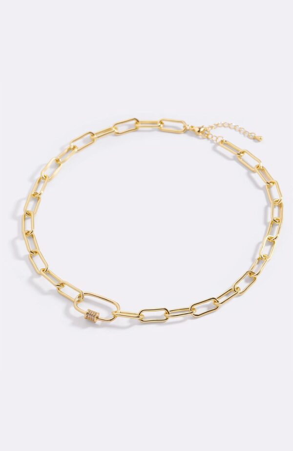 ML-March2025-Link-Chain-Necklace-with-Pave-Carabiner-Clasp-02.65padded