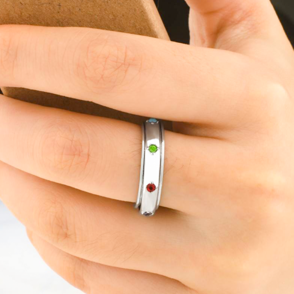 ML_pdp_Mental_Health_Awareness_Fidget_Ring_6