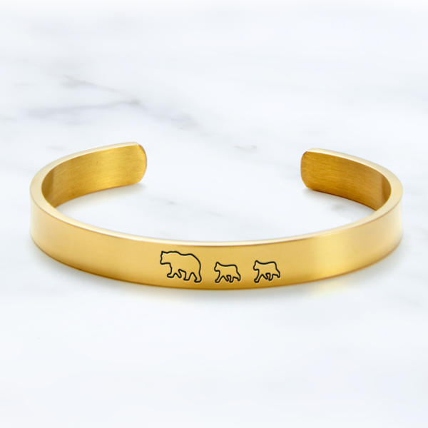Mintandlily-Family_Mama_Bear___Her_Baby_Bears_Engraved_Cuff_Bracelet-gold-front_cc81ff96-668f-4aa1-aab1-c1c15762fbf3