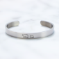 Mintandlily-Family_Mama_Bear___Her_Baby_Bears_Engraved_Cuff_Bracelet-silver-front