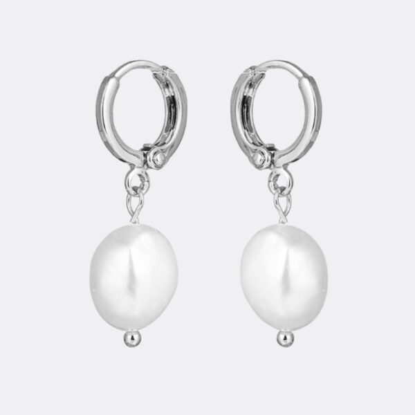 freshwater_pearl_drop_huggie_earrings-silver-1 freshwater_pearl_drop_huggie_earrings-silver-1