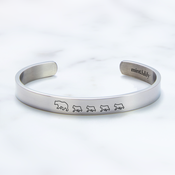 mintandlily-mama_bear_4_cubs-cuff_bracelet-silver-front